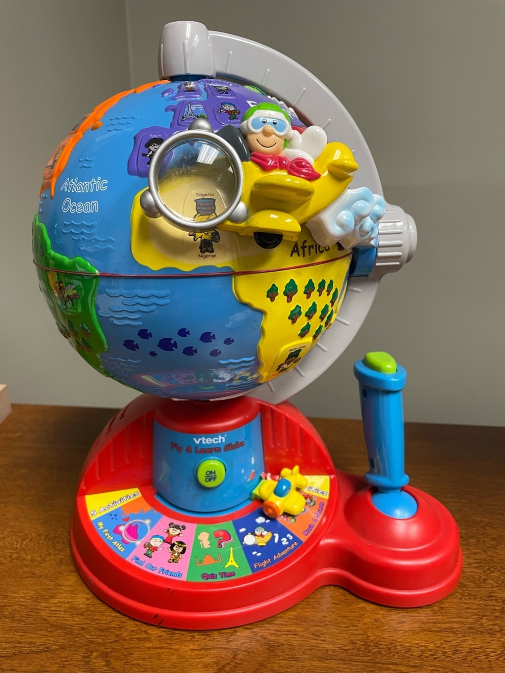 Vintage V-Tech Fly and Learn Talking Globe Joystick Airplane Educational Toy